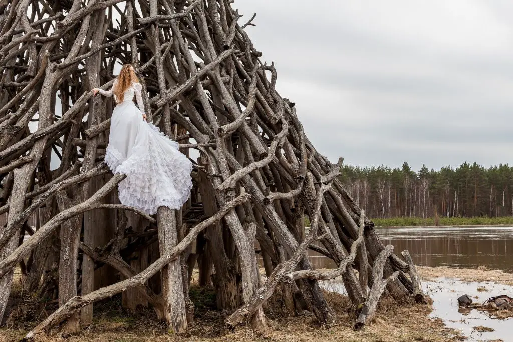 Adventurous photos - 12 photos you'll regret not taking on your wedding day - The Wedding Club