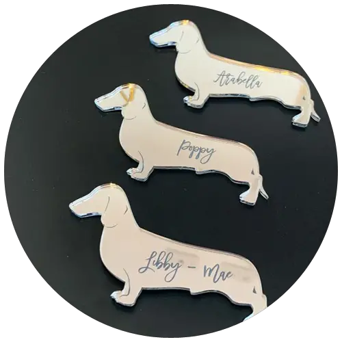 Sausage dog place names by LuxCoShop | 23+ Ways to include your dog in your wedding - These dog wedding ideas are perfect for the couple who wants to include their favorite pup on their big day!