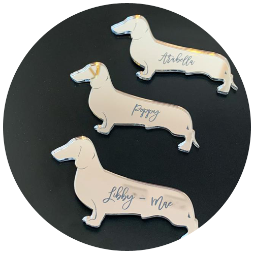 Sausage dog place names by LuxCoShop | 23+ Ways to include your dog in your wedding - These dog wedding ideas are perfect for the couple who wants to include their favorite pup on their big day!