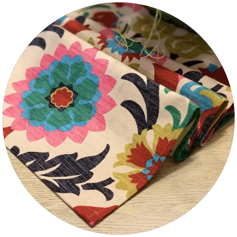 maximalist wedding theme - floral table runner