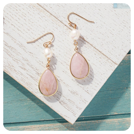 Rose quartz earrings by cotacoco - Simply gorgeous rose quartz wedding things - The Wedding Club