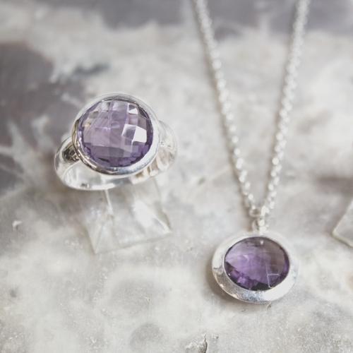 33 Gorgeous Amethyst Wedding Ideas